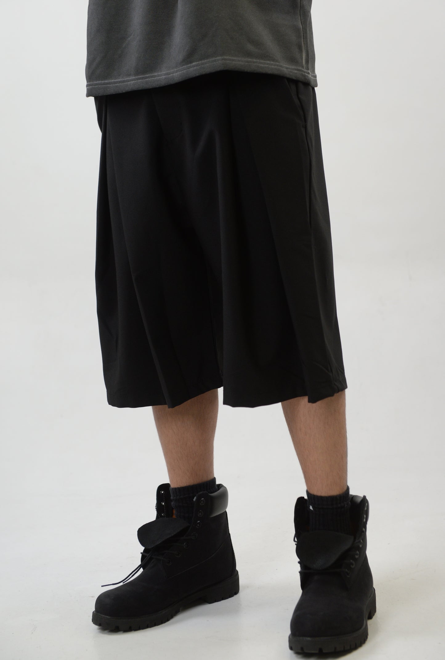 PANTALONCINO ELEGANT CON PENCE NERO
