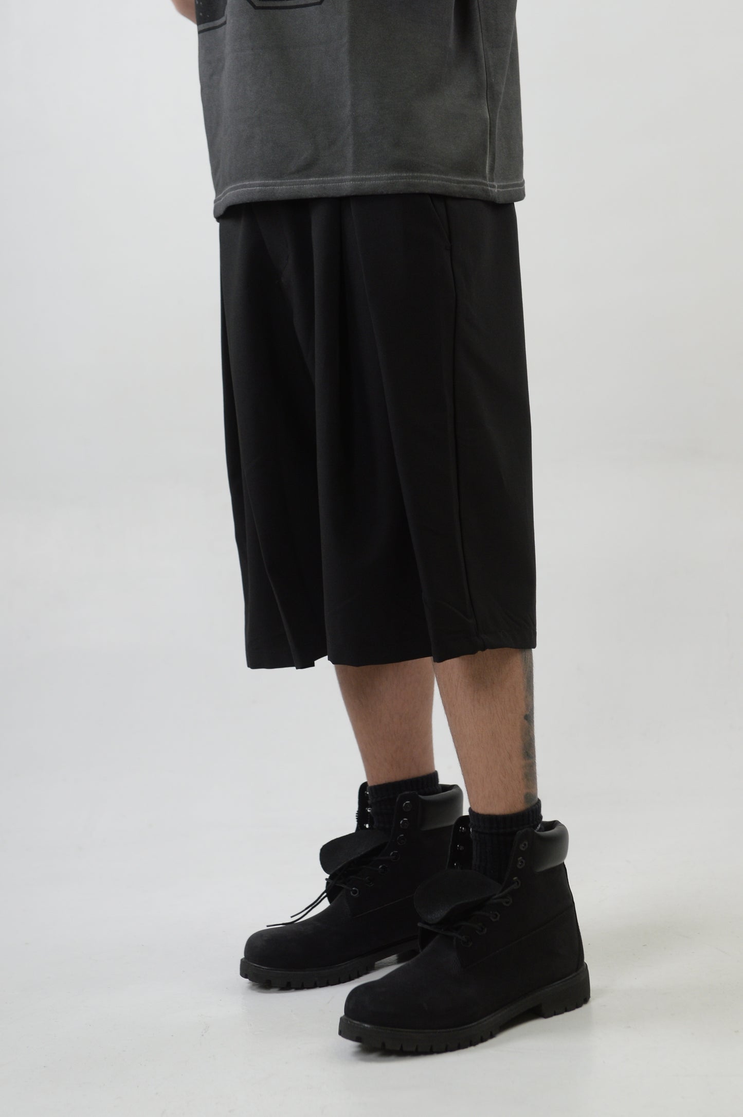PANTALONCINO ELEGANT CON PENCE NERO