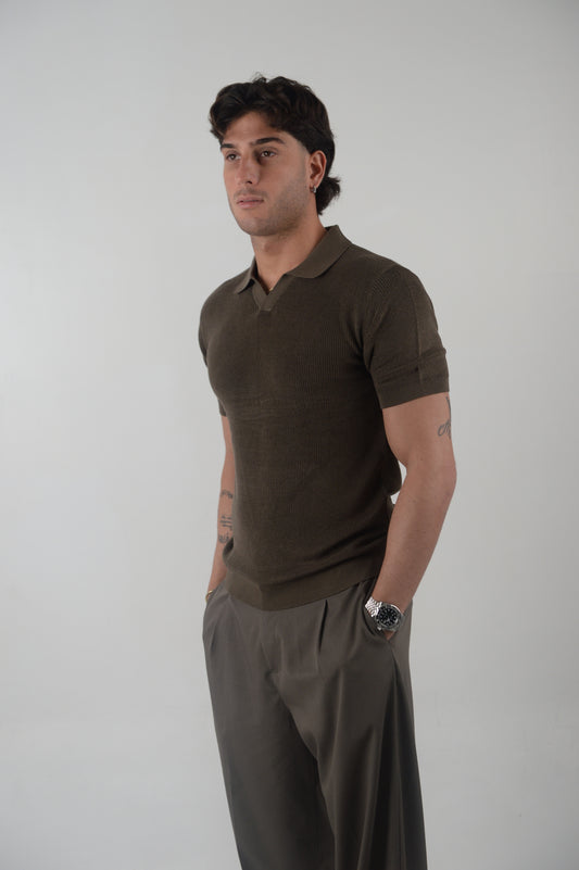 polo verde con spacco